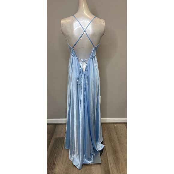 Michael Costello x REVOLVE Willow Gown in Baby Blue Size Small $299 - Picture 7 of 9